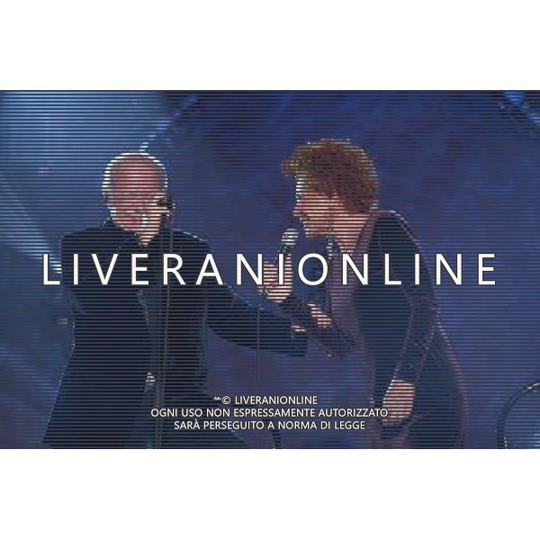 COLOGNO M.SE (MI) 14/12/2004 AUDITORIUM DI RADIO ITALIA NELLA FOTO GINO PAOLI ED ORNELLA VANONI FOTO ROMANO/AG ALDO LIVERANI