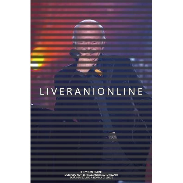 COLOGNO M.SE (MI) 14/12/2004 AUDITORIUM DI RADIO ITALIA NELLA FOTO GINO PAOLI FOTO ROMANO/AG ALDO LIVERANI