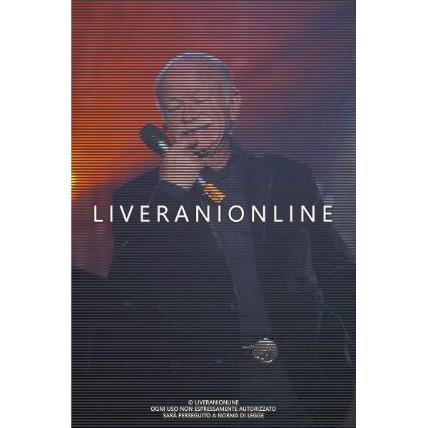 COLOGNO M.SE (MI) 14/12/2004 AUDITORIUM DI RADIO ITALIA NELLA FOTO GINO PAOLI FOTO ROMANO/AG ALDO LIVERANI