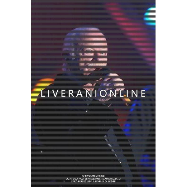 COLOGNO M.SE (MI) 14/12/2004 AUDITORIUM DI RADIO ITALIA NELLA FOTO GINO PAOLI FOTO ROMANO/AG ALDO LIVERANI