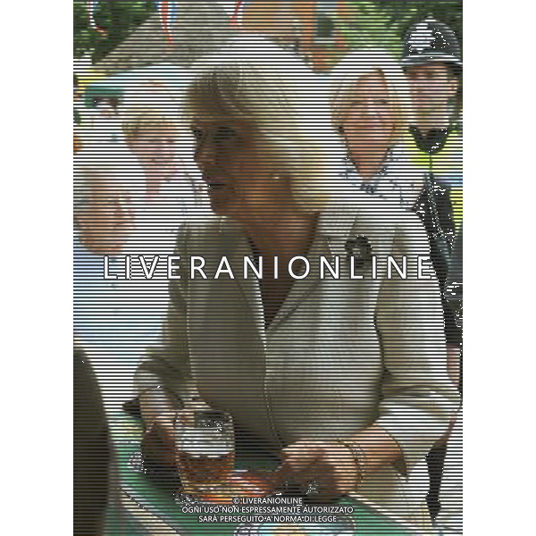 (e) Camilla Duchess of Cornwall enjoys some beer tasting during a visit to the market town of Oakham Prince of Wales and Duchess of Cornwall visits Rutland, Britain - 28 Jul 2014 ©photoshot/Agenzia Aldo Liverani sas - ITALY ONLY - EDITORIAL USE ONLY - REALI INGLESI: Il Principe Carlo d\'inghilterra e la moglie Camilla Duchessa di Cornovaglia in visita ufficiale alla citta\' mercato di Oakham Rutland, Regno Unito - 28 luglio 2014