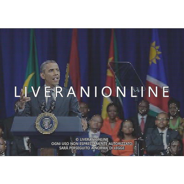 (140728) --WASHINGTON D.C., July 28, 2014 () -- U.S. President Barack Obama speaks during the Presidential Summit for the Washington Fellowship for Young African Leaders in Washington D.C., capital of the United States, July 28, 2014. Around 500 young African leaders are invited to attend this summit and the number will double next year. To show respect for African Hero Nelson Mandela, the Washington Fellowship for Young African Leaders changed its name to Mandela Washington Fellowship for Young African Leaders, anounced by Barack Obama during the summit. (/Bao Dandan) ©photoshot/Agenzia Aldo Liverani sas - ITALY ONLY - EDITORIAL USE ONLY - Il presidente americano Barack Obama parla Durante il vertice presidenziale per giovani leader africani a Washington DC, la capitale degli Stati Uniti, 28 luglio 2014.