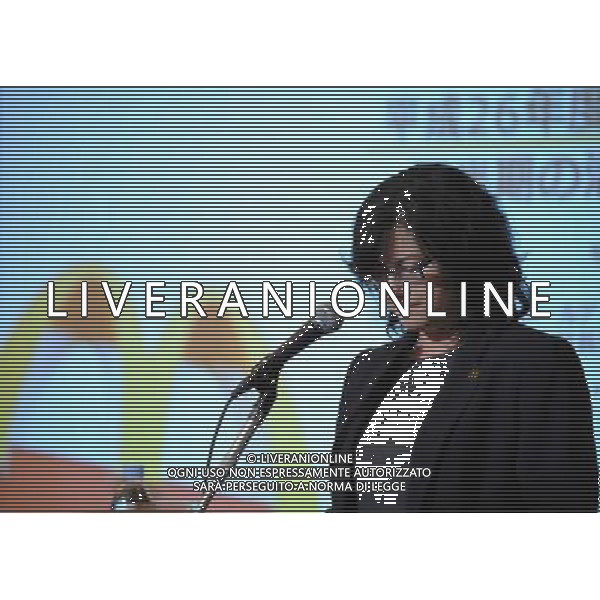 (140729) -- TOKYO, July 29, 2014 () -- Sarah Casanova, President and Chief Executive Officer of McDonald\'s Holdings Japan, attends a press conferece in Tokyo, Japan, July 29, 2014. McDonald\'s Holdings Japan announced its financial report and expressed its apologies concerning the recent food scandal.(/Stringer) ©photoshot/Agenzia Aldo Liverani sas - ITALY ONLY - EDITORIAL USE ONLY - Sarah Casanova, Presidente e amministratore delegato di McDonald Holdings Giappone, a una conferenza stampa a Tokyo, Giappone, 29 luglio 2014