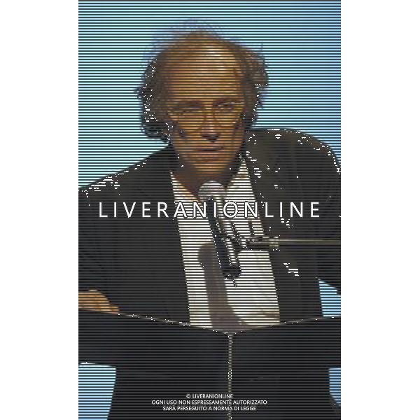 MILANO 30/06/03 LA MILANESIANA - L\'EUROPA VERSO L\'EST ORCHESTRA NELLA FOTO: ENRICO GHEZZI - CRITICO CINEMATOGRAFICO FOTO STEFANO DE GRANDIS/ AGENZIA ALDO LIVERANI