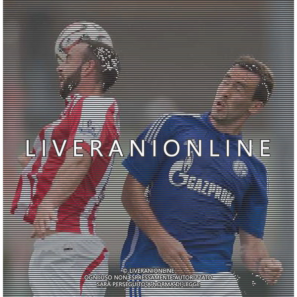 Marc Wilson (Stoke City) gegen Christian Fuchs (FC Schalke 04) // during a Friendly Match between FC Schalke 04 and Stoke City at the Kufstein Arena, Kufstein, Austria on 2014/07/29. EXPA Pictures © 2014, PhotoCredit: EXPA/ Johann Groder AG ALDO LIVERANI SAS ONLY ITALY