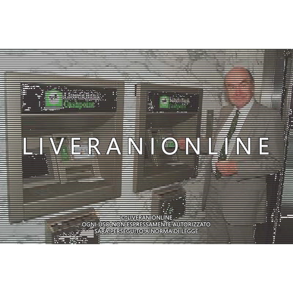  Sir ROBIN IBBS Chairman, Lloyds Bank plc Universal Pictorial Press Photo UIW 010053/A-08a 28.07.1995 AG ALDO LIVERANI SAS ONLY ITALY