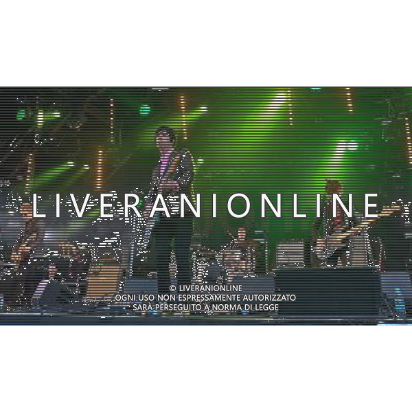  Johnny Marr plays the Castle Stage, Friday, Camp Bestival, Lulworth Castle Dorset . Date ; 01/08/2014 AG ALDO LIVERANI SAS ONLY ITALY