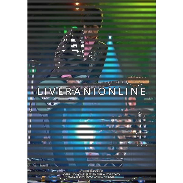  Johnny Marr plays the Castle Stage, Friday, Camp Bestival, Lulworth Castle Dorset . Date ; 01/08/2014 AG ALDO LIVERANI SAS ONLY ITALY