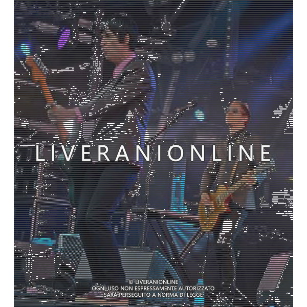  Johnny Marr plays the Castle Stage, Friday, Camp Bestival, Lulworth Castle Dorset . Date ; 01/08/2014 AG ALDO LIVERANI SAS ONLY ITALY