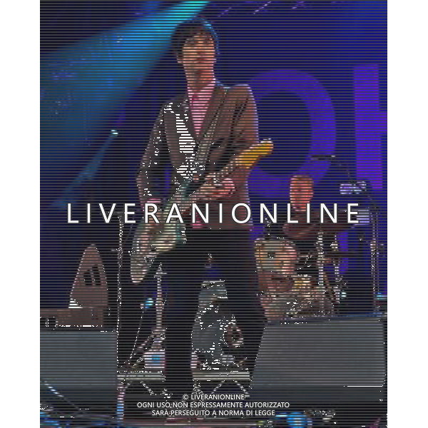  Johnny Marr plays the Castle Stage, Friday, Camp Bestival, Lulworth Castle Dorset . Date ; 01/08/2014 AG ALDO LIVERANI SAS ONLY ITALY