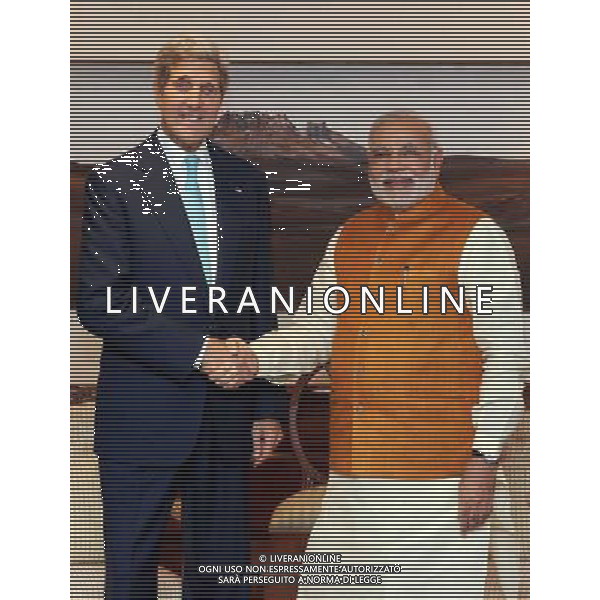 (140801) -- NEW DELHI, Aug. 1, 2014 () -- U.S. Secretary of State John Kerry (L) shakes hands with Indian Prime Minister Narendra Modi in New Delhi, India, Aug. 1, 2014. Indian Prime Minister Narendra Modi Friday met here with visiting U.S. Secretary of State John Kerry on bilateral as well as regional and global issues, said Indian official sources. (/Press Information Bureau) AG ALDO LIVERANI SAS ONLY ITALY ©PHOTOSHOT/Agenzia Aldo Liverani sas - ITALY ONLY - EDITORIAL USE ONLY