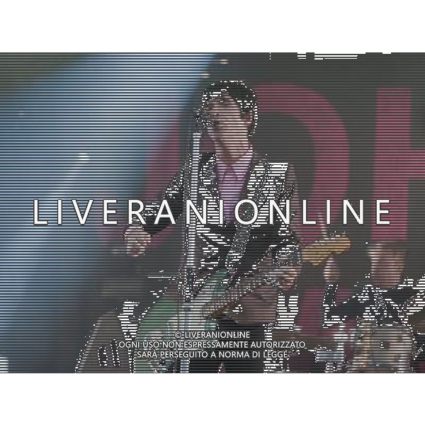 Johnny Marr on stage at Camp Bestival Lulworth Castle \' Park, East Lulworth, Wareham, Dorset 1st aug 2014 AG ALDO LIVERANI SAS ONLY ITALY