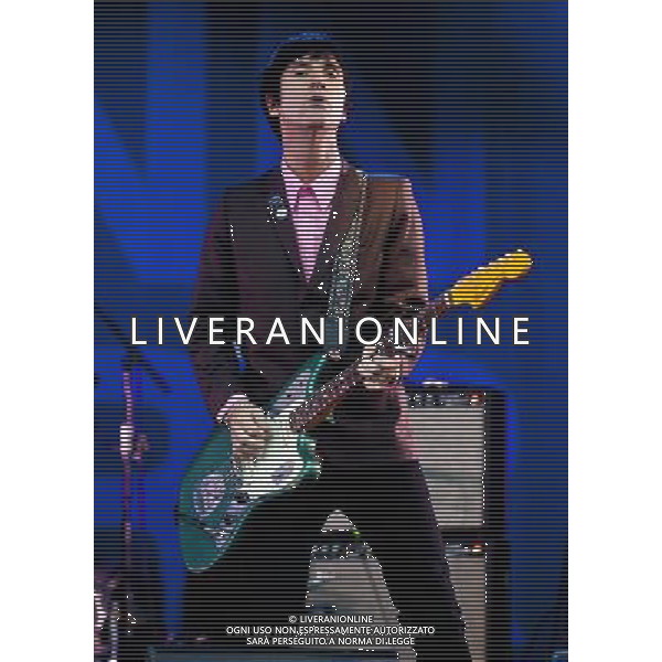 Johnny Marr on stage at Camp Bestival Lulworth Castle \' Park, East Lulworth, Wareham, Dorset 1st aug 2014 AG ALDO LIVERANI SAS ONLY ITALY