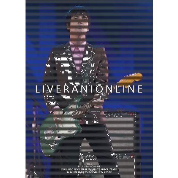 Johnny Marr on stage at Camp Bestival Lulworth Castle \' Park, East Lulworth, Wareham, Dorset 1st aug 2014 AG ALDO LIVERANI SAS ONLY ITALY