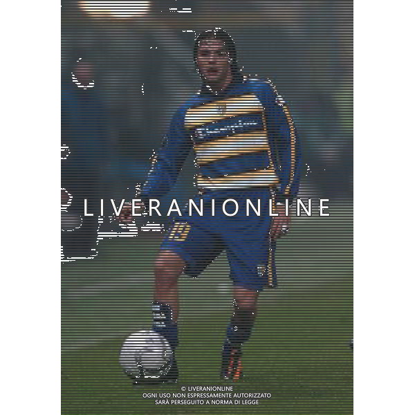Parma 16/12/2004 coppa uefa 2004/05 parma-besiktas jk 3:2 nella foto pisanu andrea ph marco luzzani/ag aldo liverani s.a.s.
