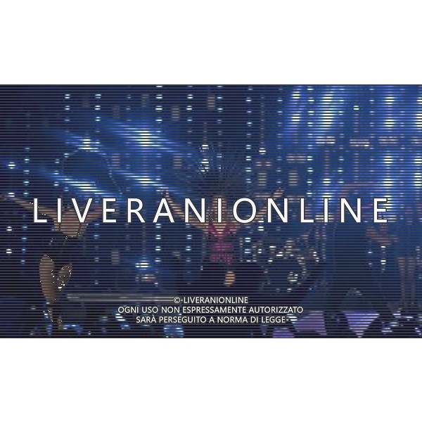 Kylie Minogue performs in the Closing Ceremony at Hampden Park to mark the end of the 20th Commomwealth Games in Glasgow. Closing Ceremony of the 20th Commonwealth Games, Glasgow, 03.08.14 ©PHOTOSHOT/Agenzia Aldo Liverani sas - ITALY ONLY - EDITORIAL USE ONLY