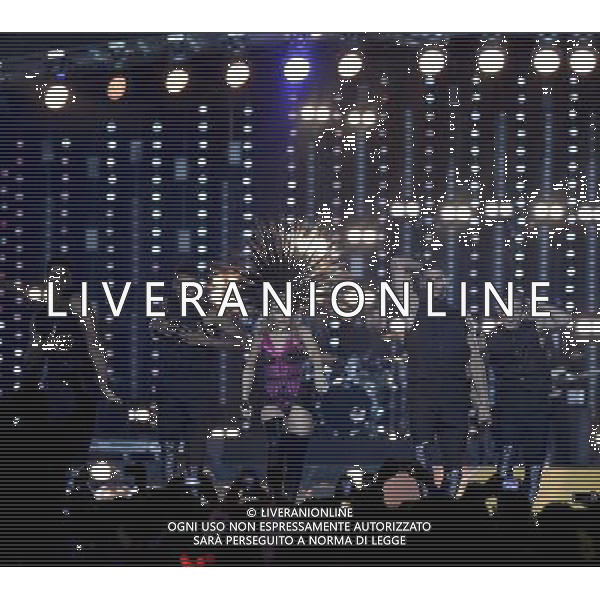 Kylie Minogue performs in the Closing Ceremony at Hampden Park to mark the end of the 20th Commomwealth Games in Glasgow. Closing Ceremony of the 20th Commonwealth Games, Glasgow, 03.08.14 ©PHOTOSHOT/Agenzia Aldo Liverani sas - ITALY ONLY - EDITORIAL USE ONLY