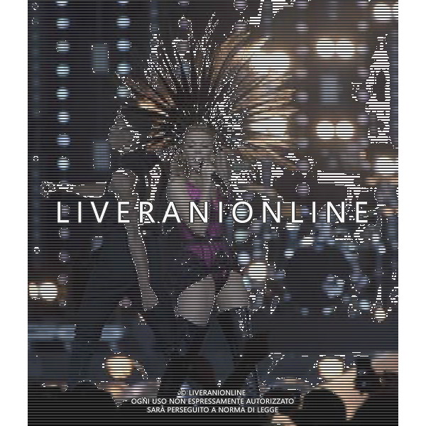 Kylie Minogue performs in the Closing Ceremony at Hampden Park to mark the end of the 20th Commomwealth Games in Glasgow. Closing Ceremony of the 20th Commonwealth Games, Glasgow, 03.08.14 ©PHOTOSHOT/Agenzia Aldo Liverani sas - ITALY ONLY - EDITORIAL USE ONLY