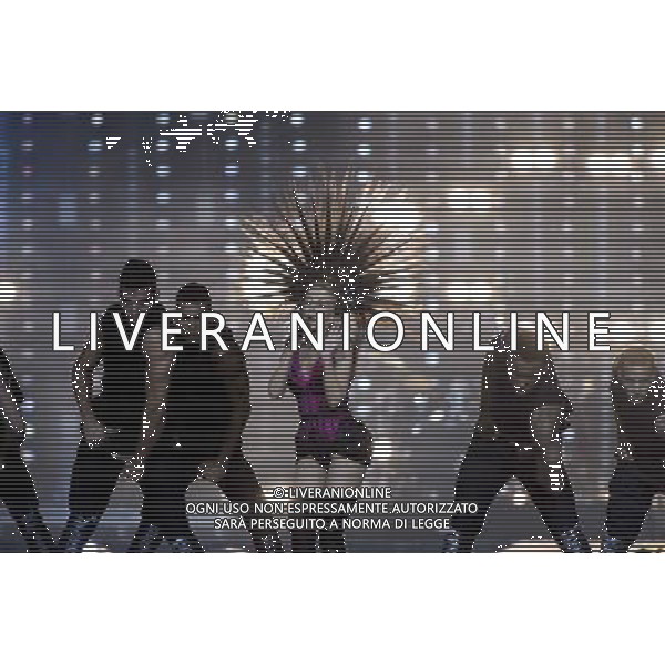 Kylie Minogue performs in the Closing Ceremony at Hampden Park to mark the end of the 20th Commomwealth Games in Glasgow. Closing Ceremony of the 20th Commonwealth Games, Glasgow, 03.08.14 ©PHOTOSHOT/Agenzia Aldo Liverani sas - ITALY ONLY - EDITORIAL USE ONLY