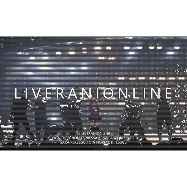 Kylie Minogue performs in the Closing Ceremony at Hampden Park to mark the end of the 20th Commomwealth Games in Glasgow. Closing Ceremony of the 20th Commonwealth Games, Glasgow, 03.08.14 ©PHOTOSHOT/Agenzia Aldo Liverani sas - ITALY ONLY - EDITORIAL USE ONLY