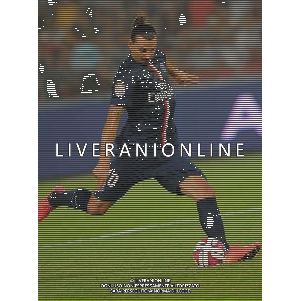 (140802) -- BEIJING, Aug. 2, 2014 () -- Paris Saint-Germain\'s Zlatan Ibrahimovic shoots during the match between Paris Saint-Germain and Guigamp in the French season-opening Champions Trophy football match in Beijing, China, on Aug. 2, 2014. Paris Saint-Germain won the match 2-0. (/Gong Lei) ©photoshot/Agenzia Aldo Liverani sas - ITALY ONLY - EDITORIAL USE ONLY