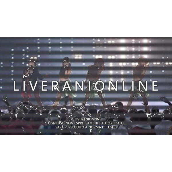 Lulu performs at the Closing Ceremony at Hampden Park to mark the end of the 20th Commomwealth Games in Glasgow. Closing Ceremony of the 20th Commonwealth Games, Glasgow, 03.08.14 ©PHOTOSHOT/Agenzia Aldo Liverani sas - ITALY ONLY - EDITORIAL USE ONLY