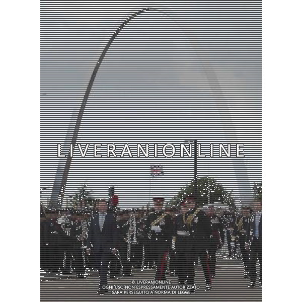  Prince Harry arriving, unveiling the Memorial Arch, layinga wreath at the War Memorial and taking the salute of the military and civilian parades.Prince Harry will attend the \'Step Short\' commemorative event in Folkestone tomark the centenary of the First World War on the 4th August, 2014. During the event, The Prince will unveil a Memorial Arch, lay a wreath at the War Memorial and take the salute of a military and civilian parade. He will then walk down the Road of Remembrance before meeting some of those who will have taken part in the parade ©PHOTOSHOT/Agenzia Aldo Liverani sas - ITALY ONLY - EDITORIAL USE ONLY - REALI INGLESI: Il Principe Harry d\'inghilterra a Folkestone, nel Kent la commemorazione del 100mo anniversario dello scoppio della Prima Guerra Mondiale.