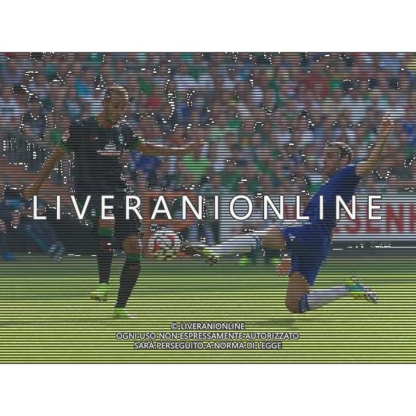 03.08.2014, Weserstadion, Bremen, GER, Testspiel, SV Werder Bremen vs FC Chelsea, im Bild Alejandro Galvez (SV Werder Bremen #4) verteidigt gegen den heranfliegenden Diego Costa (Chelsea FC #19) // during a friedly match between SV Werder Bremen and Chelsea FC at the Weserstadion in Bremen, Germany on 2014/08/03. EXPA Pictures © 2014, PhotoCredit: EXPA/ Andreas Gumz *****ATTENTION - OUT of GER***** AG ALDO LIVERANI SAS ONLY ITALY