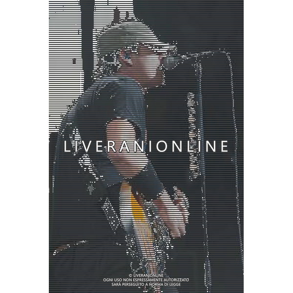 Guitarist Tom DeLonge of American Pop Punk band Blink-182 performing at the first of two shows at Brixton Academy, London, England, UK on Wednesday 6th August 2014. AG ALDO LIVERANI SAS ONLY ITALY
