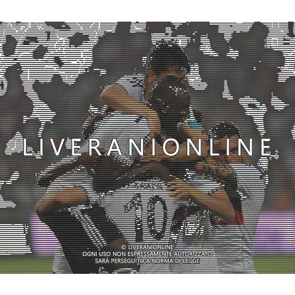 UEFA Champions League third leg qualification second leg match between Besiktas and Feyenoord at Olympic stadium in istanbul 06 august 2014. Pictured: Besiktas players celebrates after Demba Ba\'s third goal. Demba Ba hat trick in this match. ELIMINACJE KWALIFIKACJE LIGA MISTRZOW SEZON 2014/2015 PILKA NOZNA FOT. Seskimphoto / NEWSPIX.PL POLAND, TURKEY, GERMANY, AUSTRIA AND UK OUT !!! --- Newspix.pl AG ALDO LIVERANI SAS ONLY ITALY *** Local Caption *** www.newspix.pl mail us: info@newspix.pl call us: 0048 022 23 22 222 --- Polish Picture Agency by Ringier Axel Springer Poland
