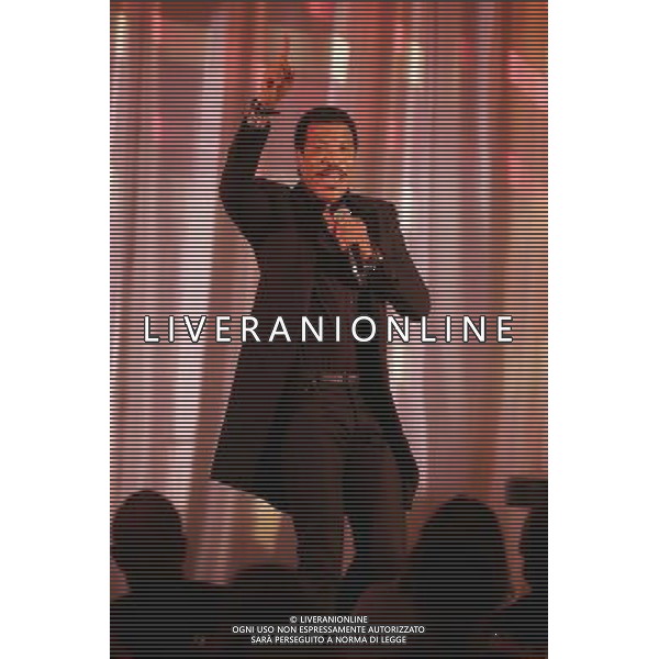 American singer Lionel Richie performs \'Easy\' during a dinner on the occasion of the U.S.-Africa Leaders Summit on the South Lawn of the White House in Washington D.C., USA 5 August 2014. President Barack Obama is promoting business relationships between the United States and African countries during the three-day U.S.-Africa Leaders Summit, where 49 heads of state are meeting in Washington. AG ALDO LIVERANI SAS ONLY ITALY