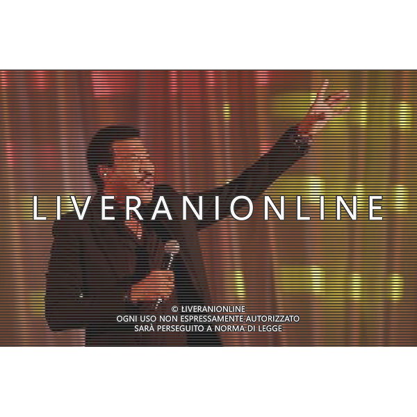 American singer Lionel Richie performs \'Easy\' during a dinner on the occasion of the U.S.-Africa Leaders Summit on the South Lawn of the White House in Washington D.C., USA 5 August 2014. President Barack Obama is promoting business relationships between the United States and African countries during the three-day U.S.-Africa Leaders Summit, where 49 heads of state are meeting in Washington. AG ALDO LIVERANI SAS ONLY ITALY