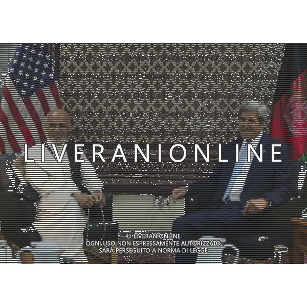 (140808) -- KABUL, Aug. 8, 2014 () -- U.S. Secretary of State John Kerry (R) meets with Afghan presidential candidate Ashraf Ghani Ahmadzai in Kabul Aug. 7, 2014. John Kerry arrived on Thursday in Afghanistan to hold talks with the Afghan leaders and presidential candidates over the presidential election and the situation in the war-torn country. (/Stringer) ©photoshot/Agenzia Aldo Liverani sas - ITALY ONLY - EDITORIAL USE ONLY