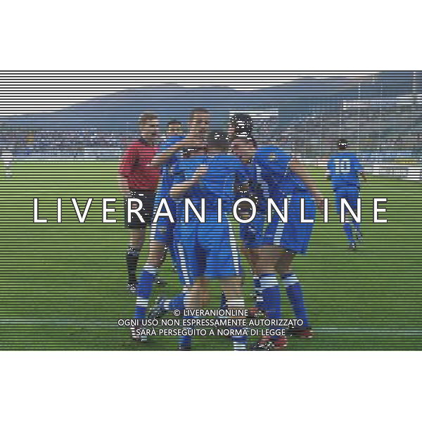 brescia 05-07-2003 brescia - gloria bistrita intertoto nella foto esultanza del brescia dopo il gol foto filippo venezia / ag aldo liverani