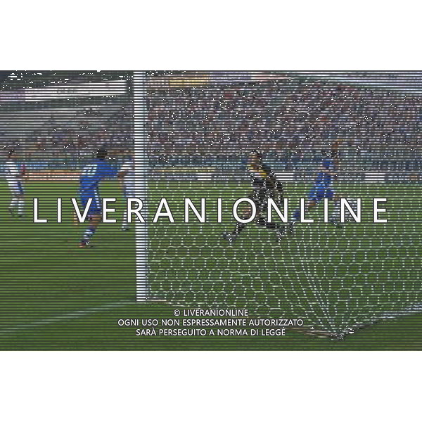 brescia 05-07-2003 brescia - gloria bistrita intertoto nella foto gol di cortellini foto filippo venezia / ag aldo liverani