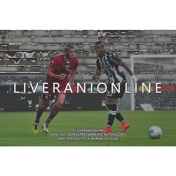 Samuel Gigot / Jonathan Kodjia - 08.08.2014 - Angers / Arles Avignon - 2eme journee de Ligue 2 - Photo : Philippe Le Brech / Icon Sport AG ALDO LIVERANI SAS ONLY ITALY