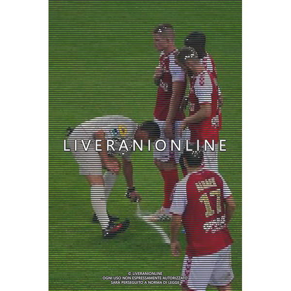 Stephane LANNOY - SPRAY / ARBITRE - 08.08.2014 - Reims / Paris Saint Germain - 1er journee de Ligue 1 Photo : Dave Winter / Icon Sport AG ALDO LIVERANI SAS ONLY ITALY