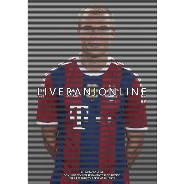 firo Fu§ball,Fussball, 09.08.2014 1. Bundesliga Saison 2014/2015 Offizieller Fototermin des FC Bayern MŸnchen, Muenchen, FCB, Offizielle Mannschafts-Fototermin 2014, halbe Figur, Portrait, Holger Badstuber, Bayern, $worldrightsEs gelten unsere AGB, einsehbar auf www.firosportphoto.de copyright by firo sportphoto: Coesfelder Str.207 48249 DŸlmen www.firosportphoto.de mail@firosportphoto.de (V o l k s b a n k B o c h u m - W i t t e n ) BLZ.: 430 601 29 Kt. Nr.: 341 117 100 Tel:Ê 02594 - 9916004 Fax:Ê02594 - 9916005 AG ALDO LIVERANI SAS ONLY ITALY