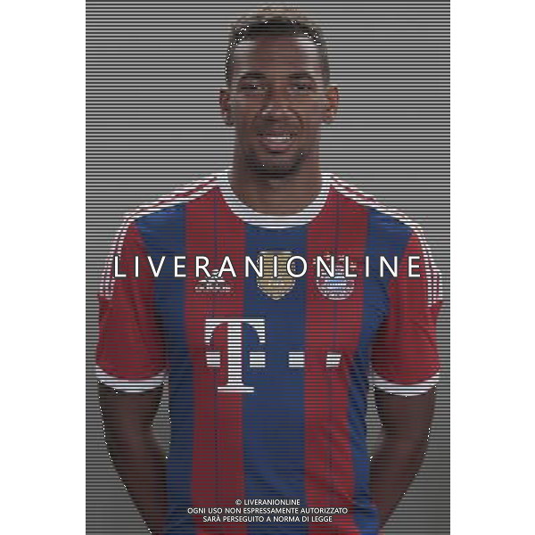 firo Fu§ball,Fussball, 09.08.2014 1. Bundesliga Saison 2014/2015 Offizieller Fototermin des FC Bayern MŸnchen, Muenchen, FCB, Offizielle Mannschafts-Fototermin 2014, halbe Figur, Portrait, Jerome Boateng, Bayern, $worldrightsEs gelten unsere AGB, einsehbar auf www.firosportphoto.de copyright by firo sportphoto: Coesfelder Str.207 48249 DŸlmen www.firosportphoto.de mail@firosportphoto.de (V o l k s b a n k B o c h u m - W i t t e n ) BLZ.: 430 601 29 Kt. Nr.: 341 117 100 Tel:Ê 02594 - 9916004 Fax:Ê02594 - 9916005 AG ALDO LIVERANI SAS ONLY ITALY