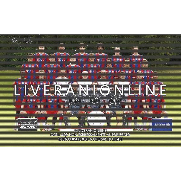firo Fu§ball,Fussball, 09.08.2014 1. Bundesliga Saison 2014/2015 Offizieller Fototermin des FC Bayern MŸnchen, Muenchen, FCB, Offizielle Mannschafts-Fototermin 2014, Mannschaftsfoto, hinten von links, Holger Badstuber, Bayern, Jerome Boateng, Bayern, Javier Martinez, Bayern, Dante, Bayern, Bastian Schweinsteiger, Bayern, Robert Lewandowski, Bayern, zweite Reihe von hinten, Claudio Pizarro, Bayern, Pierre Emile Hoijberg, Bayern, Sebastian Rode, Bayern, Thomas MŸller, Mueller, Bayern, Juan Bernat, Bayern, Thiago Alcantara do Nascimento, Bayern, Xherdan Shaqiri, Bayern, dritte Reihe von oben, David Alaba, Bayern, Torwartrainer, Toni Tapalovic, Co Trainer Bayern, Hermann Gerland, Trainer, Bayern, Pep Guardiola, Co Trainer Bayern, DomŽnec Torrent, Mario Gštze, Goetze, Bayern, Julian Green, Bayern, vierte Reihe von oben, Rafinha, Bayern, Franck Ribery, Bayern, Pepe Reina, Bayern, Manuel Neuer, Bayern, Tom Starke, Bayern, Arjen Robben, Bayern, Philipp Lahm, Bayern, $worldrightsEs gelten unsere AGB, einsehbar auf www.firosportphoto.de copyright by firo sportphoto: Coesfelder Str.207 48249 DŸlmen www.firosportphoto.de mail@firosportphoto.de (V o l k s b a n k B o c h u m - W i t t e n ) BLZ.: 430 601 29 Kt. Nr.: 341 117 100 Tel:Ê 02594 - 9916004 Fax:Ê02594 - 9916005 AG ALDO LIVERANI SAS ONLY ITALY