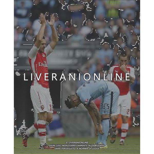 (140811) -- LONDON, Aug. 11, 2014 () -- Aaron Ramsey (L) of Arsenal celebrates scoring during the Community Shield match between Arsenal and Manchester City at Wembley Stadium in London, Britain on Aug. 10, 2014. Arsenal won 3-0. (/Wang Lili)(jyt) AG ALDO LIVERANI SAS ONLY ITALY