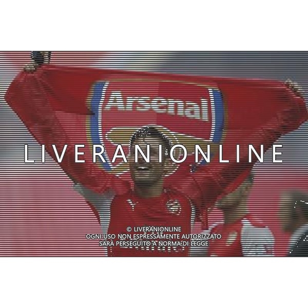 (140811) -- LONDON, Aug. 11, 2014 () -- Olivier Giroud of Arsenal celebrates after the Community Shield match between Arsenal and Manchester City at Wembley Stadium in London, Britain on Aug. 10, 2014. Arsenal won 3-0. (/Wang Lili)(jyt) AG ALDO LIVERANI SAS ONLY ITALY