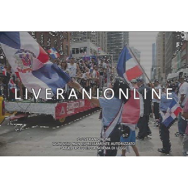Thousands of Dominican-Americans and their friends and supporters march and view the 33rd Annual Dominican Day Parade in New York on Sixth Avenue on Sunday, August 10, 2014. Politicians, flags and cultural pride were on display at the annual event. Over 6o0,000 people identifying themselves as as Dominicans live in the New York area and with beautiful weather it seem like almost all of them were on Sixth Avenue. ©PHOTOSHOT/Agenzia Aldo Liverani sas - ITALY ONLY - EDITORIAL USE ONLY - 33ma parata annuale nella giornata domenicana a New York, sulla Sixth Avenue, 10 agosto 2014
