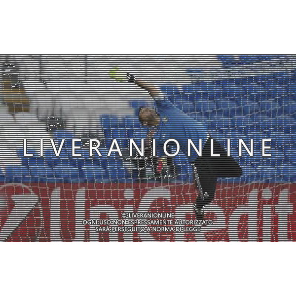 (140812) -- CARDIFF, Aug.12, 2014 () -- Iker Casillas, goalie of Real Madrid, takes a training session for the UEFA Super Cup match between Real Madrid and Sevilla at Cardiff City Stadium in Cardiff, Britain on Aug. 11, 2014. (/Wang Lili) (ljr) ©PHOTOSHOT/Agenzia Aldo Liverani sas - ITALY ONLY - EDITORIAL USE ONLY - Sessione di allenamento del Real Madrid e Siviglia che disputeranno la partita di Supercoppa UEFA al Cardiff City Stadium, Gran Bretagna il 11 agosto 2014