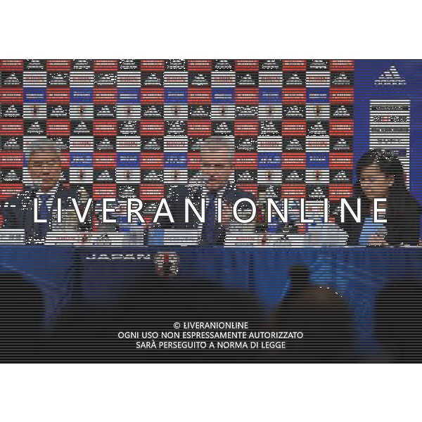 (140811) -- TOKYO, Aug. 11, 2014 () -- Japan\'s new national football team head coach Javier Aguirre (C) of Mexico attends a press conference in Tokyo, Japan, Aug. 11, 2014. (/Stringer) ©PHOTOSHOT/Agenzia Aldo Liverani sas - ITALY ONLY - EDITORIAL USE ONLY - Presentazione del nuovo allenatore della squadra nazionale di calcio Giapponese Javier Aguirre in conferenza stampa a Tokyo, Giappone, 11 agosto 2014