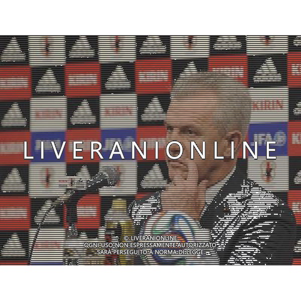 (140811) -- TOKYO, Aug. 11, 2014 () -- Japan\'s new national football team head coach Javier Aguirre of Mexico attends a press conference in Tokyo, Japan, Aug. 11, 2014. (/Stringer) ©PHOTOSHOT/Agenzia Aldo Liverani sas - ITALY ONLY - EDITORIAL USE ONLY - Presentazione del nuovo allenatore della squadra nazionale di calcio Giapponese Javier Aguirre in conferenza stampa a Tokyo, Giappone, 11 agosto 2014