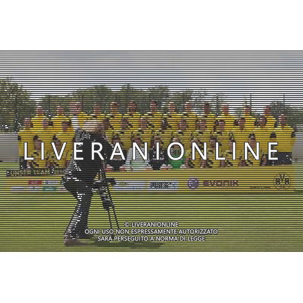 Fu§ball, firo : 11.08.2014 1.BL, 1.Bundesliga, Saison 2014/2015, BVB, Borussia Dortmund, Fototermin, Mannschaftsfoto, Portraits, Fotograf, Teamfoto, Feature, Hinterleger, $worldrightsEs gelten unsere AGB, einsehbar auf www.firosportphoto.de, copyright by firo sportphoto: Coesfelder Str. 207 D-48249 DŸlmen www.firosportphoto.de mail@firosportphoto.de (V o l k s b a n k B o c h u m - W i t t e n ) BLZ.: 430 601 29 Kt. Nr.: 341 117 100 Tel:Ê +49-2594-9916004 Fax:Ê+49-2594-9916005 AG ALDO LIVERANI SAS ONLY ITALY