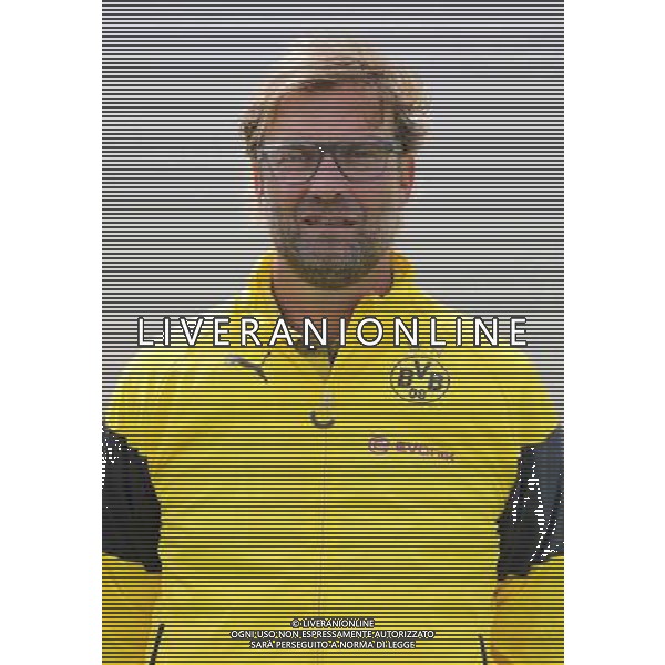 firo : 11.08.2014 Fu§ball,1.Bundesliga, Saison 2014/2015, Fototermin, Portraittermin, BVB, Borussia Dortmund, Portrait, Trainer JŸrgen KLOPP $worldrightsEs gelten unsere AGB, einsehbar auf www.firosportphoto.de, copyright by firo sportphoto: Coesfelder Str. 207 D-48249 DŸlmen www.firosportphoto.de mail@firosportphoto.de (V o l k s b a n k B o c h u m - W i t t e n ) BLZ.: 430 601 29 Kt. Nr.: 341 117 100 Tel:Ê +49-2594-9916004 AG ALDO LIVERANI SAS ONLY ITALY