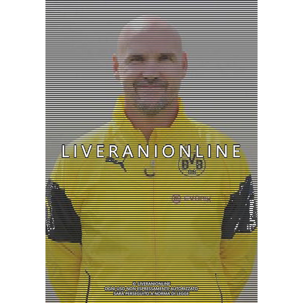 firo : 11.08.2014 Fu§ball,1.Bundesliga, Saison 2014/2015, Fototermin, Portraittermin, BVB, Borussia Dortmund, Portrait, Thomas ZETZMANN $worldrightsEs gelten unsere AGB, einsehbar auf www.firosportphoto.de, copyright by firo sportphoto: Coesfelder Str. 207 D-48249 DŸlmen www.firosportphoto.de mail@firosportphoto.de (V o l k s b a n k B o c h u m - W i t t e n ) BLZ.: 430 601 29 Kt. Nr.: 341 117 100 Tel:Ê +49-2594-9916004 AG ALDO LIVERANI SAS ONLY ITALY