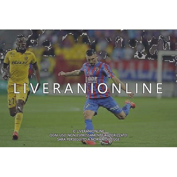 Mathieu Duhamel / Divock Origi - 15.08.2014 - Caen / Lille - 2eme journee de Ligue 1 Photo : Aurelien Meunier / Icon Sport AG ALDO LIVERANI SAS ONLY ITALY